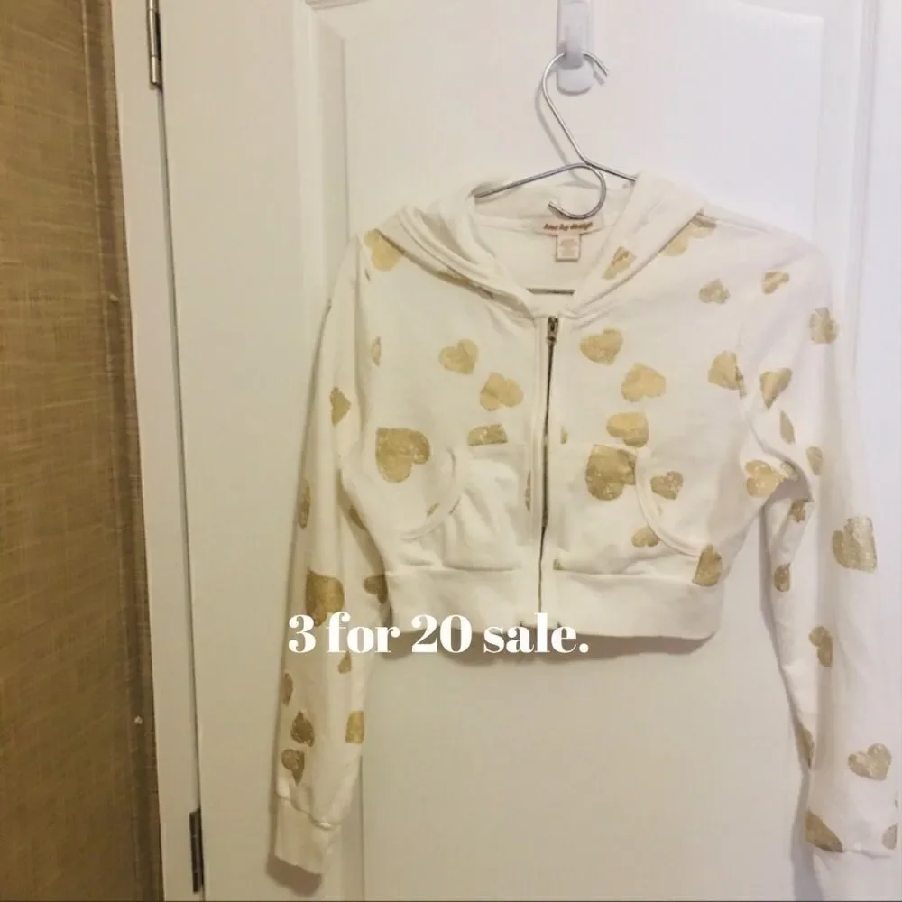 Love by design girls jacket size large heart gold